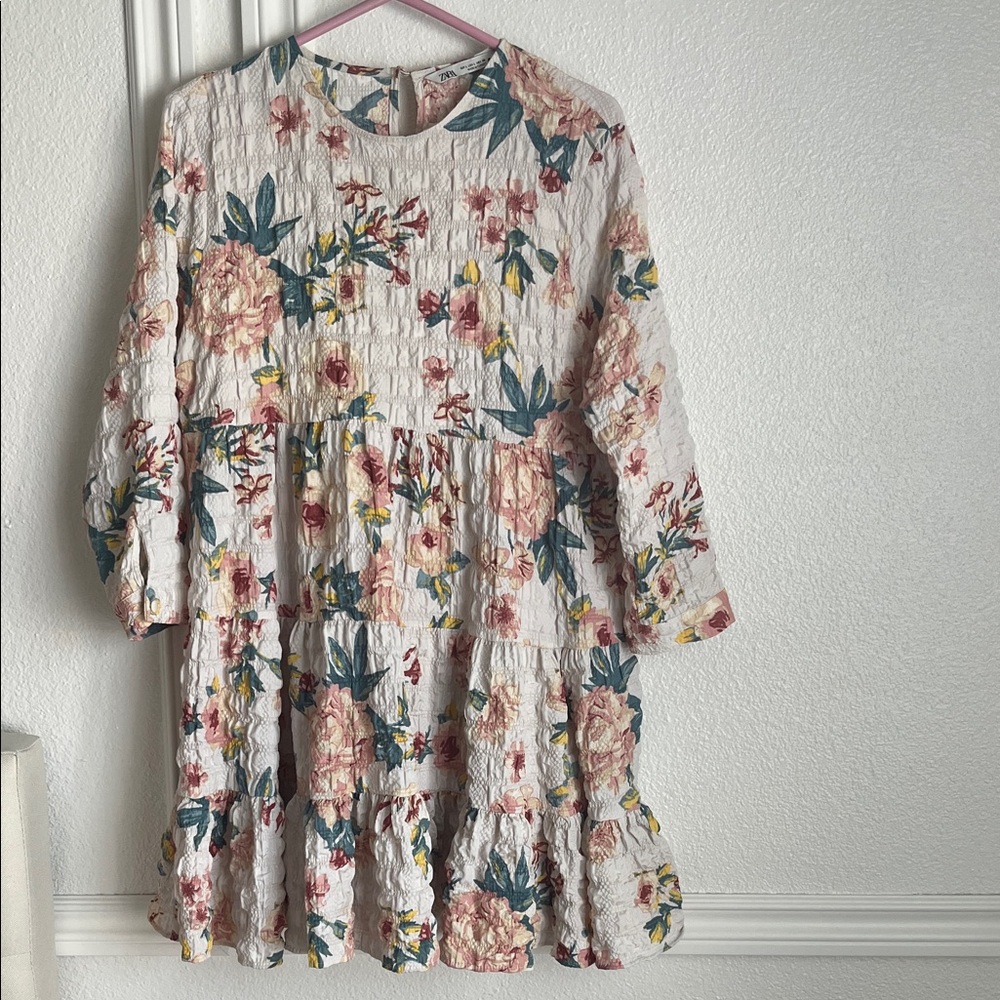 Zara Tunic Top with Floral Print - Cream and Pink
